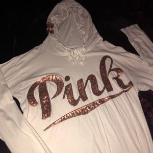 Light weight pull over